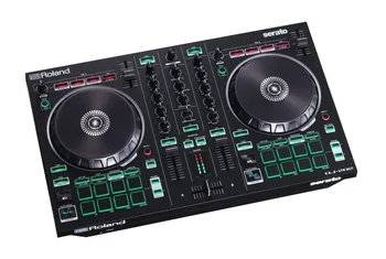 Новая версия Roland DJ-202 Serato DJ с контроллером Ak